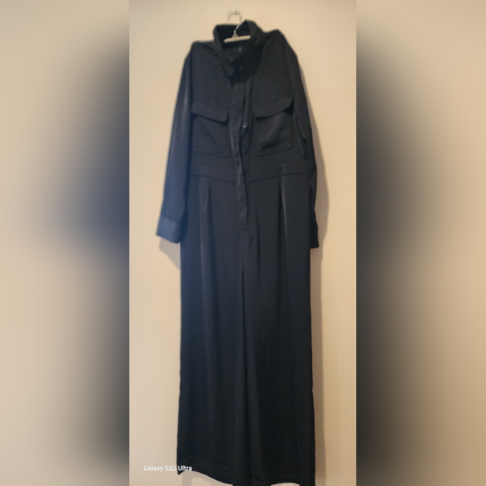 NWT Banana Republic Black Wide Leg Jumpsuit